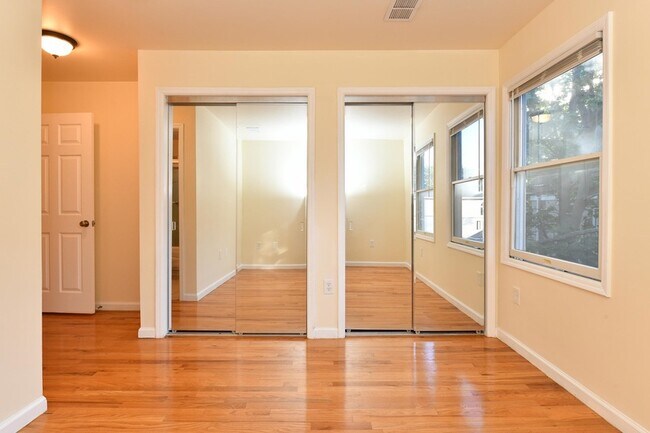 Building Photo - 499 Ocean Ave