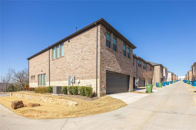 Building Photo - 208 Spring Hill Rd