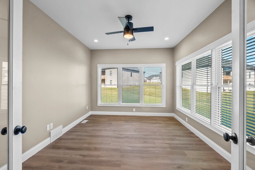 Building Photo - 84 E Autumn Leaf Dr