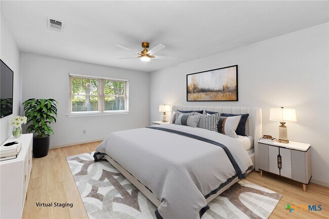 Building Photo - 1808 Moonlight Dr