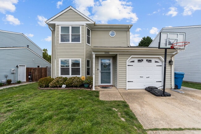 Primary Photo - 5845 Glen View Dr