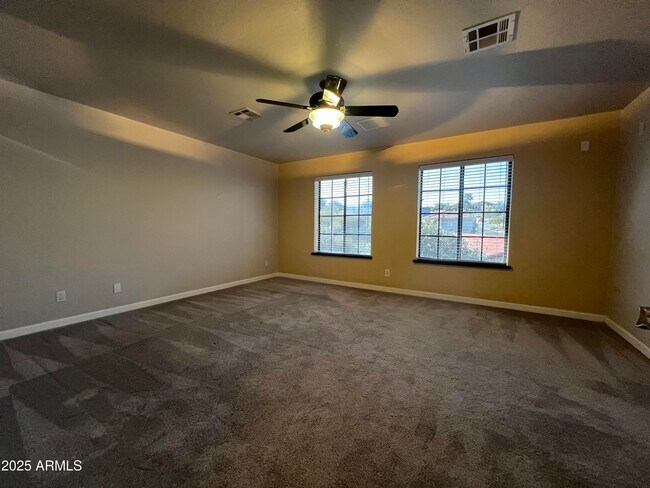 Building Photo - 15230 N Blackbird Dr