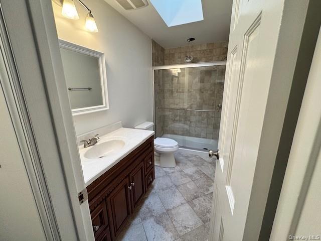 Building Photo - 404 Sara Cir