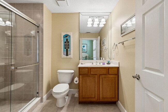 Building Photo - Fully Furnished 3/3 Ocean Grande Condo