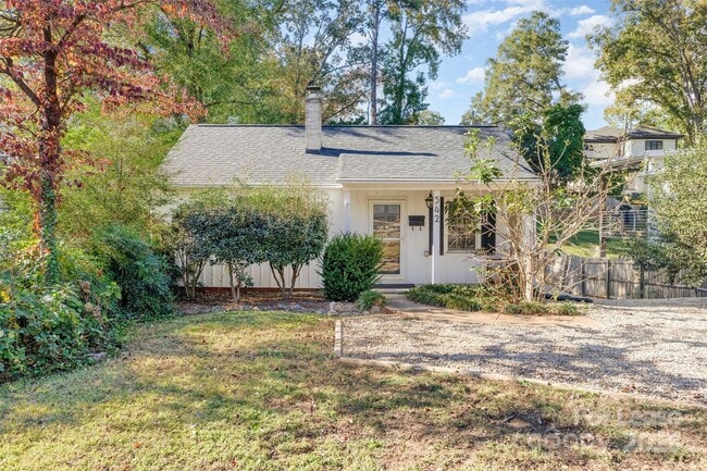 Primary Photo - 542 Iverson Way