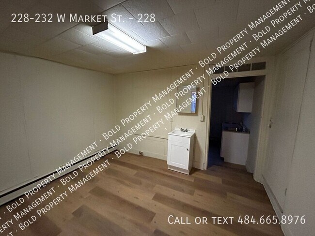 Building Photo - 228-232 W Market St.-228