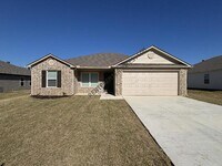 Building Photo - 34-10 10 Point Ln