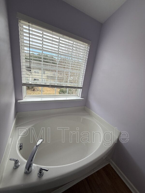 Building Photo - 281 Joshua Glen Ln