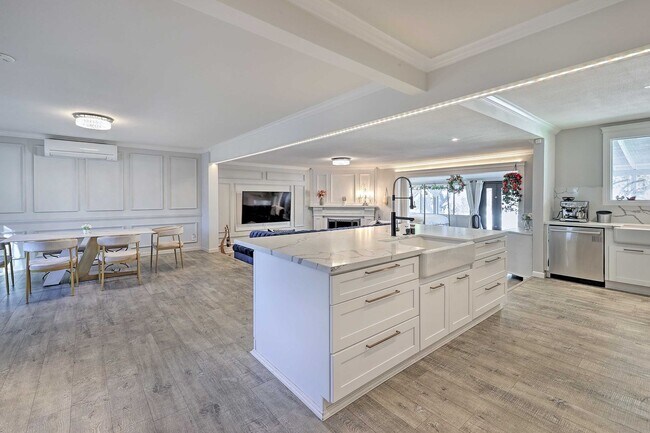 Building Photo - Looking for a great short term rental!!!!!