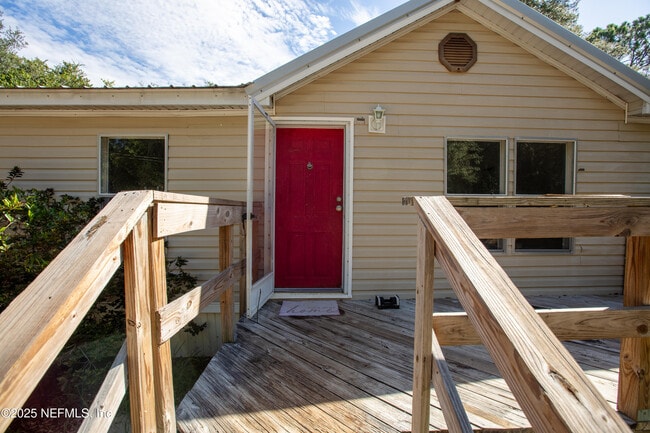 Building Photo - 7463 Lilly Ct