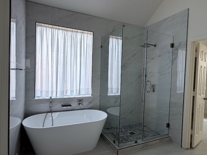 Building Photo - 4473 White Rock Ln