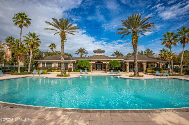 Building Photo - 7990 Baymeadows Rd