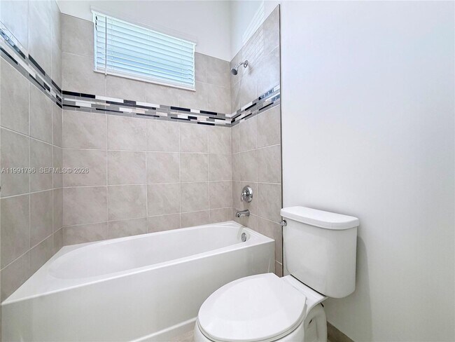 Building Photo - 5028 Gambero Wy