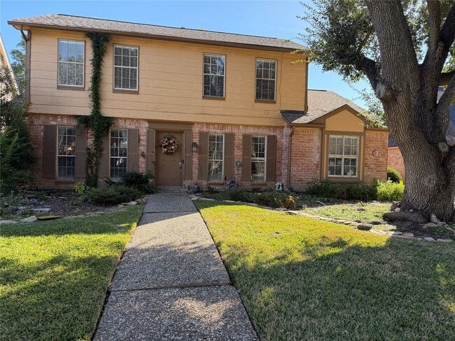 Building Photo - 20307 Pittsford Dr