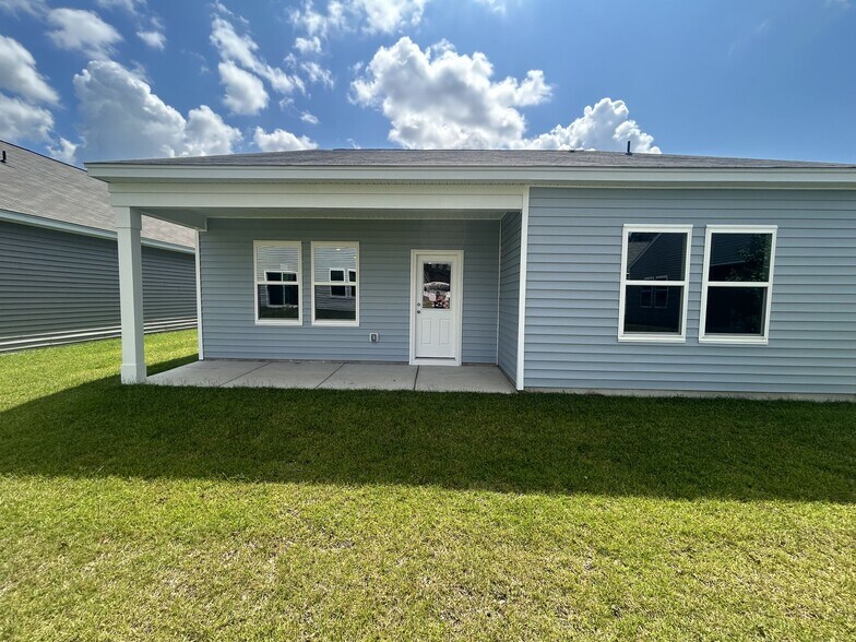 Building Photo - 155 Plantersfield Dr