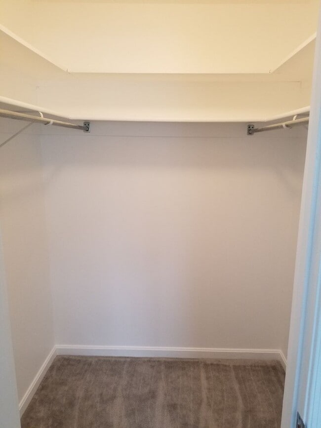 Building Photo - 2603 Camelback Ln