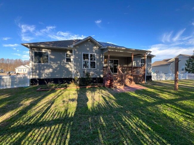 Building Photo - 184 Hudson Farms Wy