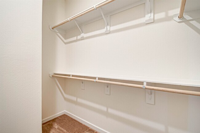 Building Photo - 8110 Colony Chase Ct