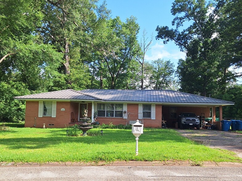 Building Photo - 1508 E Lantrip St