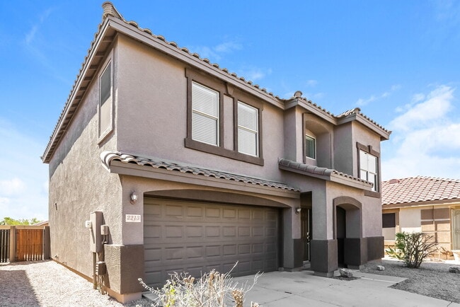 Building Photo - 2213 E 35th Ave