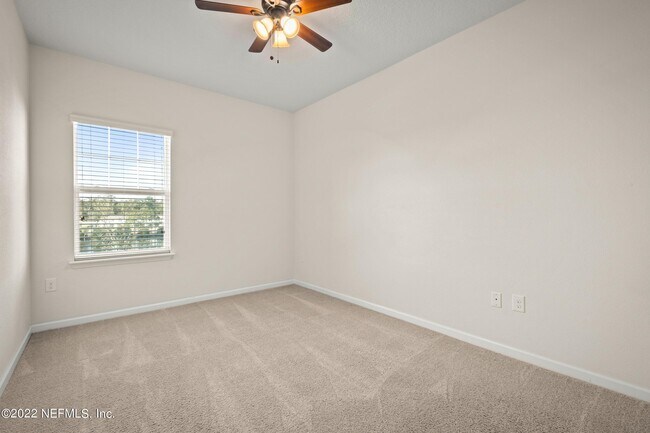 Building Photo - 4932 Key Lime Dr