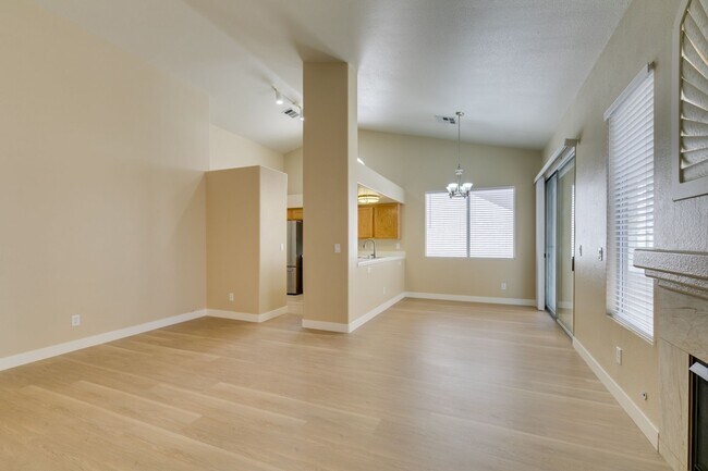 Building Photo - SW BEAUTY*2 BEDROOMS*OPEN FLOORPLAN*COMMUNITY POOL, GATED*CHECK THIS HOME OUT TODAY!