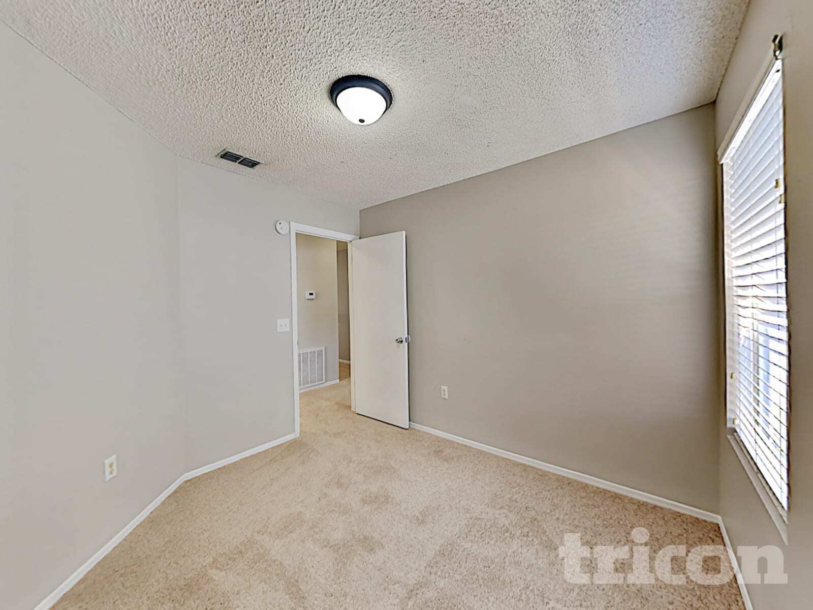 Building Photo - 10418 Glassborough Dr