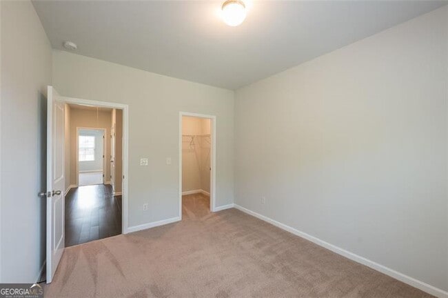 Building Photo - 2182 Talmai Dr