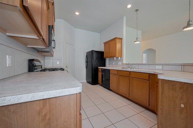 Building Photo - 21406 Rioja Bluff Ln
