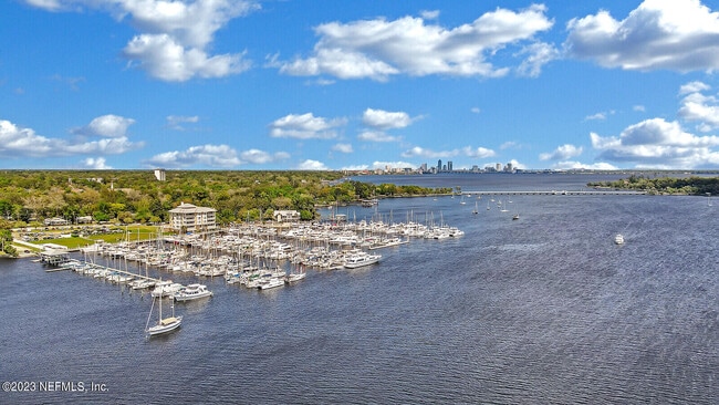 Building Photo - 4239 Shirley Ave