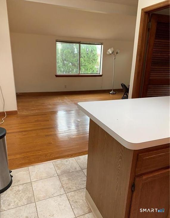 Building Photo - 20 Ponus Ave