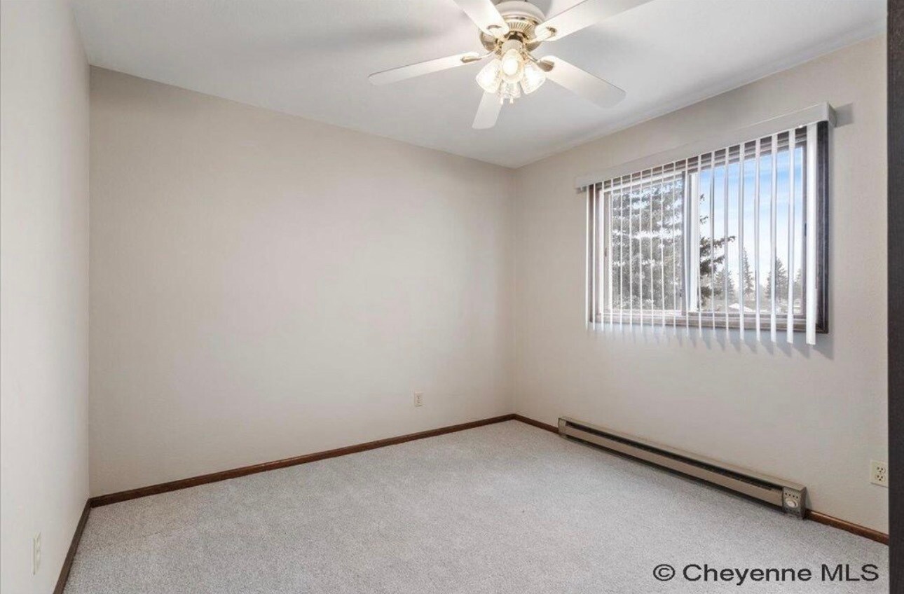 Building Photo - 1014 E 25th St