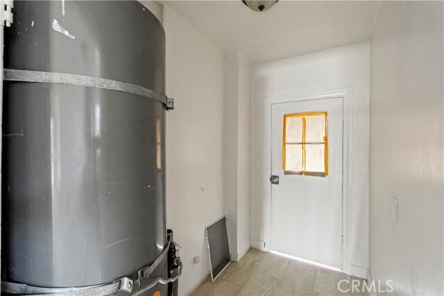 Building Photo - 272 W 9th St