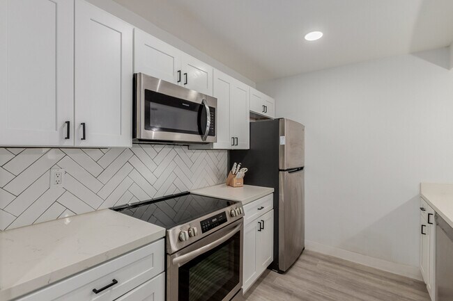 Building Photo - 3314 N 68th St