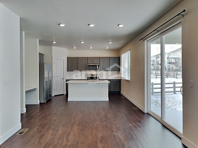 Building Photo - 3994 Wyedale Way