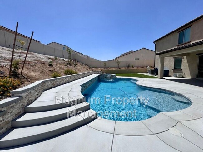 Building Photo - 25181 Desert Sage Dr
