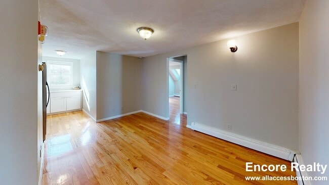 Building Photo - 27 Kelley Ct