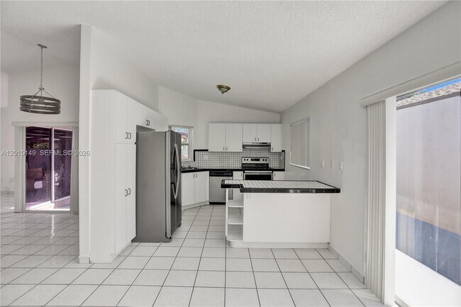 Building Photo - 11854 SW 210th St