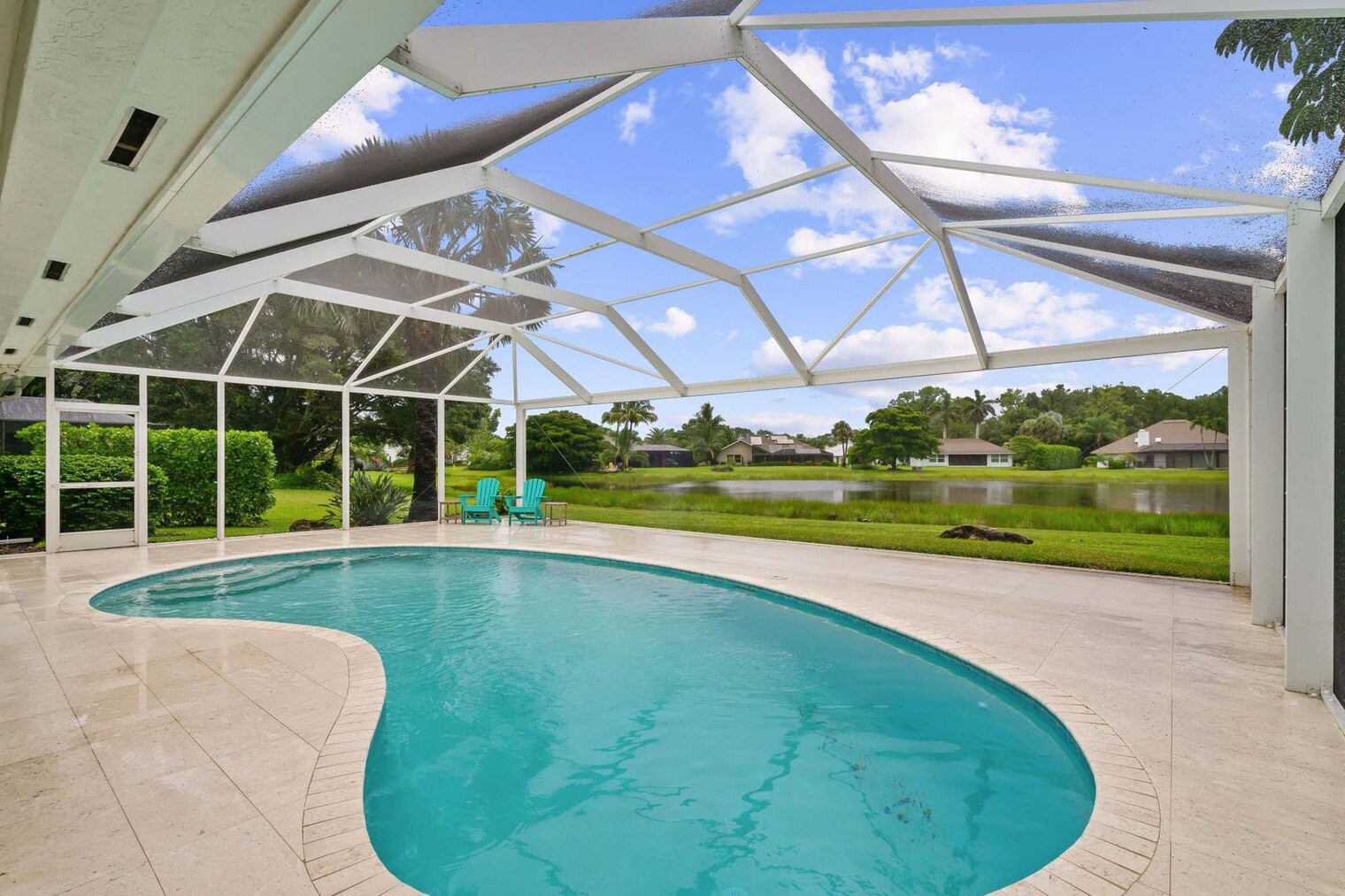 Building Photo - 2218 Kings Lake Blvd