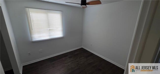 Building Photo - 602 Ravens Crest Dr