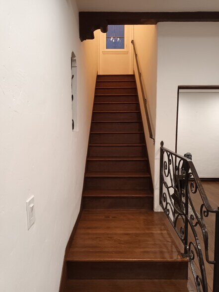 Building Photo - 359 Heather Heights Ct