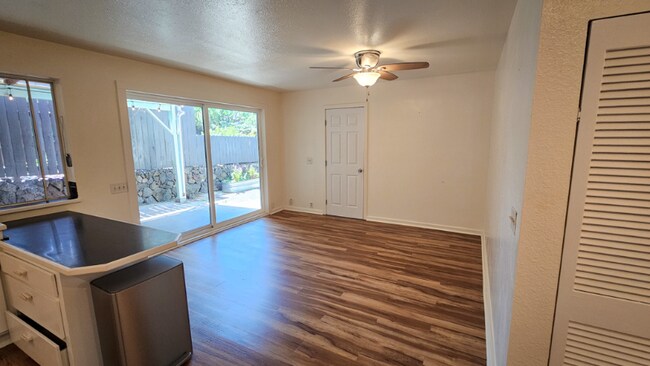 Building Photo - 76-6173-6173 Lehua Rd