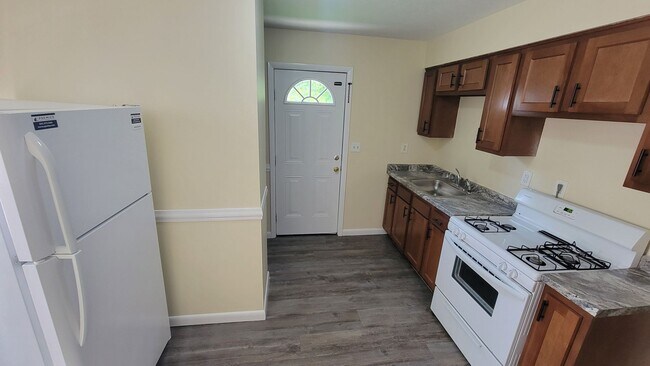 Building Photo - 5408 Speedway Ave