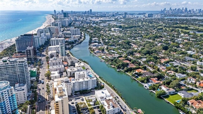 Building Photo - 237 38th St