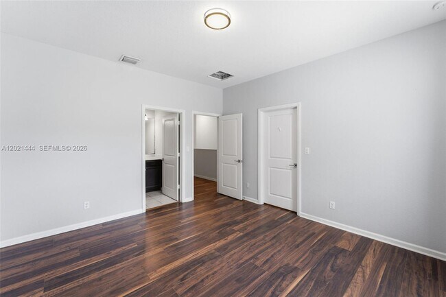 Building Photo - 4032 NW 11th St