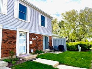 Building Photo - 2346 Old Kings Ct