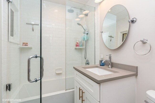 Building Photo - 3205 Sprucewood Rd