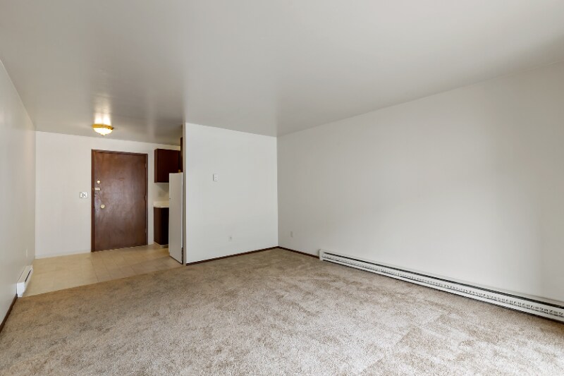 Building Photo - 5515 15th Ave NE