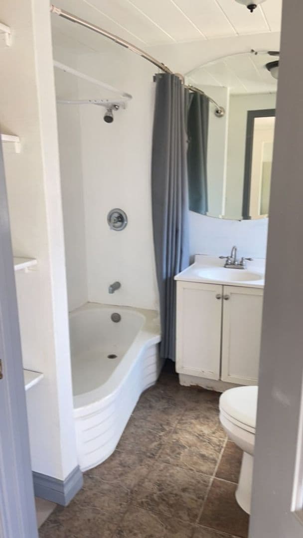 Building Photo - Cute 1 Bedroom / 1 Bathroom for rent $1,295