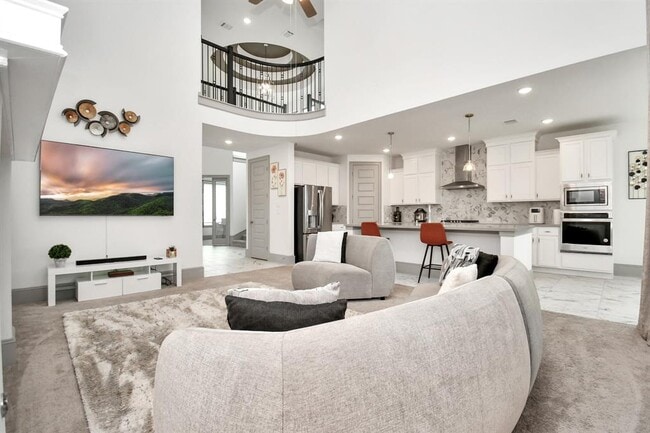 Building Photo - 8726 Marina Alto Ln